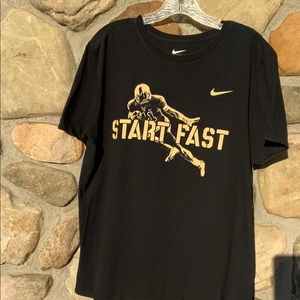 Men’s Nike black T shirt size L